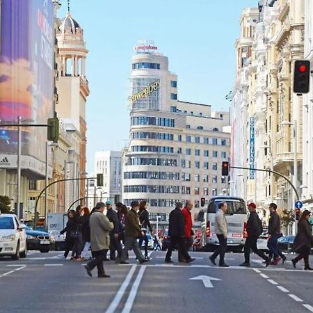 Punta Me Suites Next To Gran Via Madrid Exterior photo